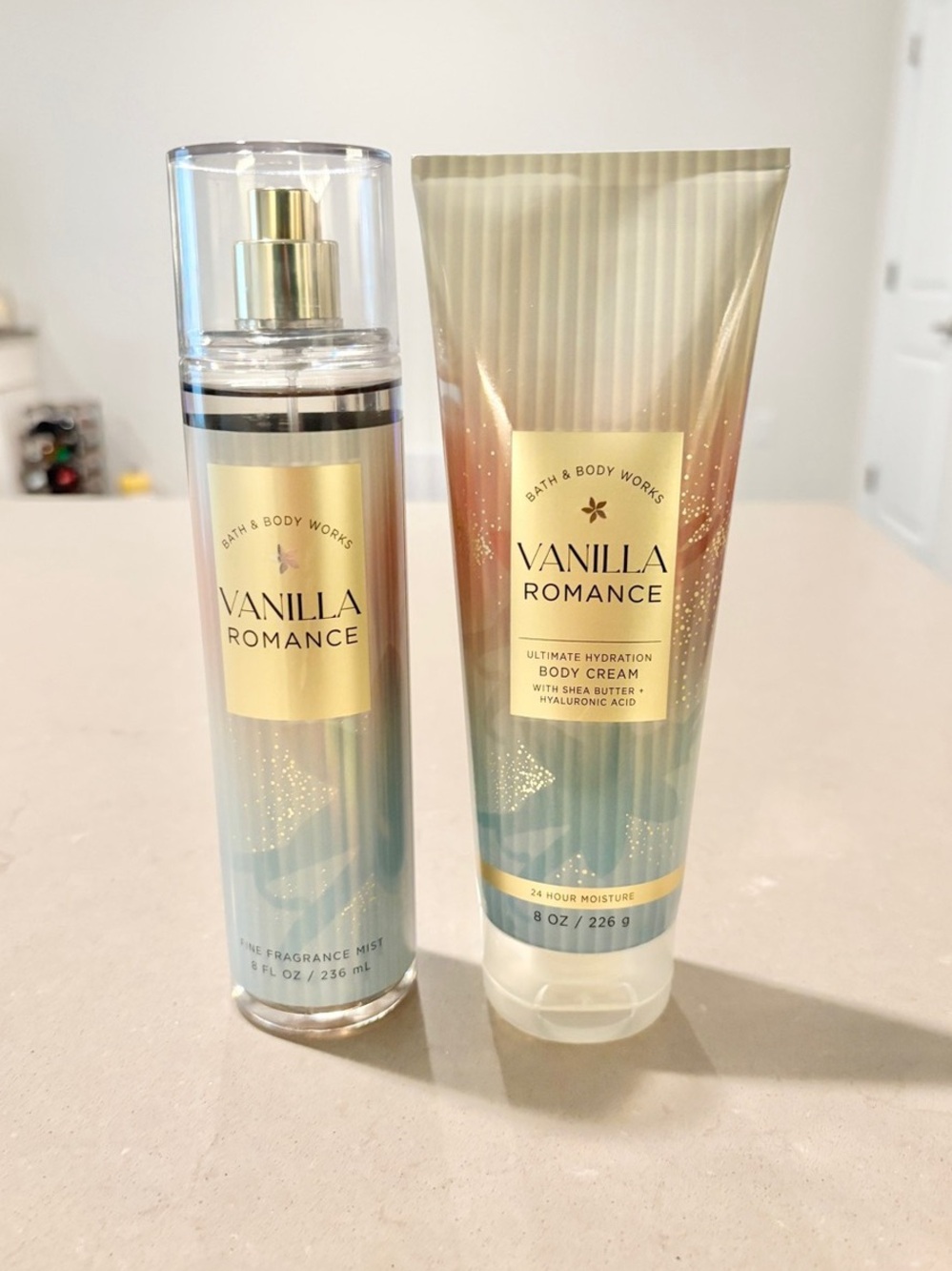 Bath and Body Works Vanilla Romance Gift Set 2pcs